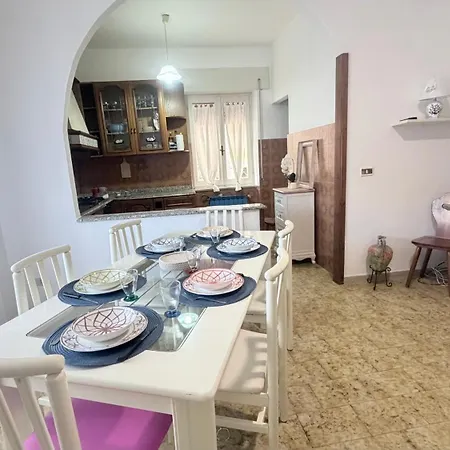- Mar Dei Coralli *